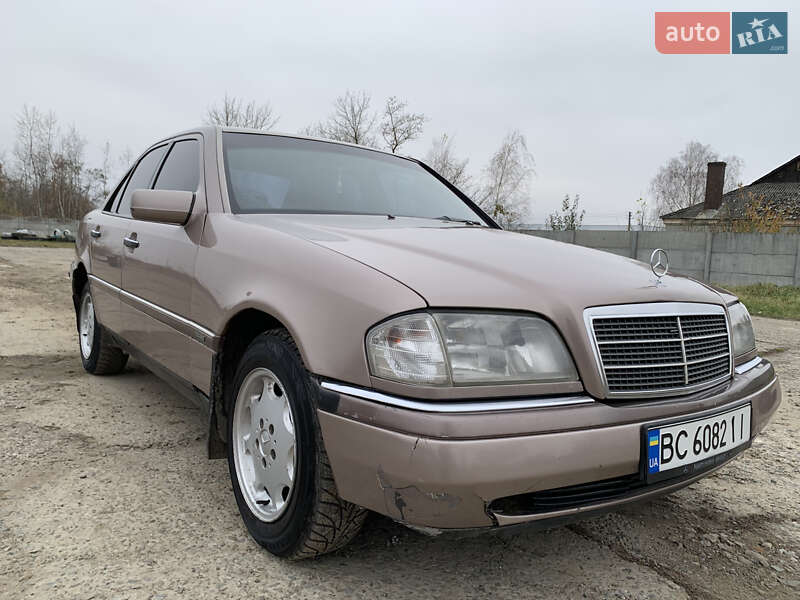 Фото Mercedes-Benz C-Class з оголошення AUTO.RIA