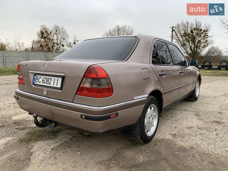 Фото Mercedes-Benz C-Class з оголошення AUTO.RIA