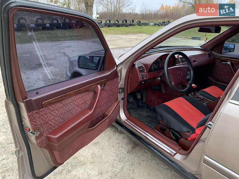 Фото Mercedes-Benz C-Class з оголошення AUTO.RIA