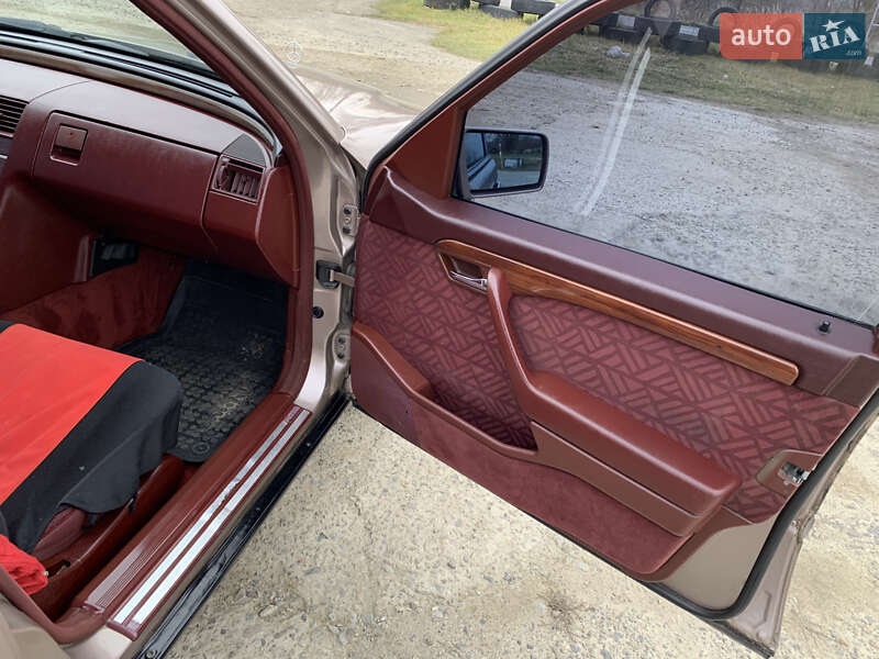 Фото Mercedes-Benz C-Class з оголошення AUTO.RIA