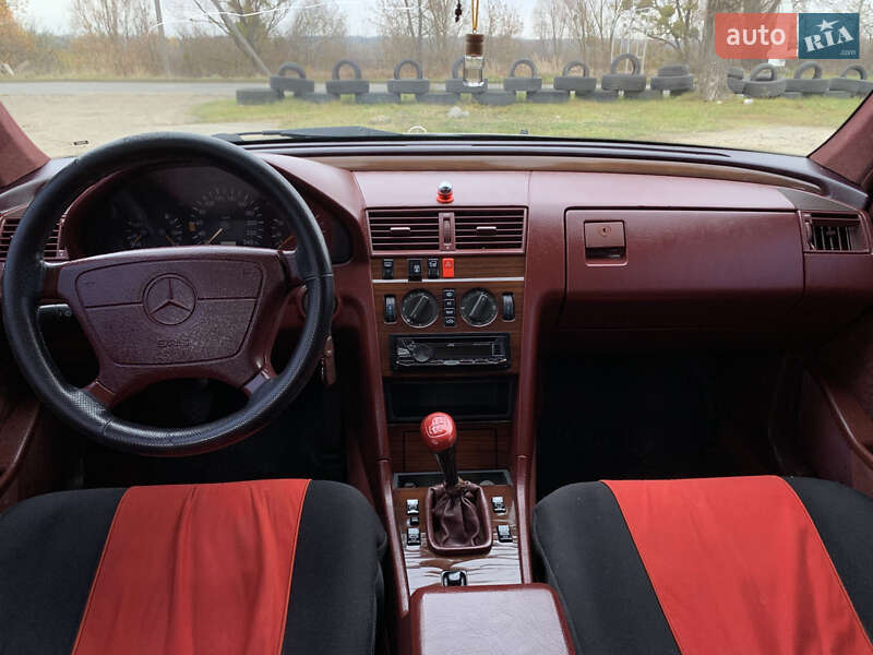 Фото Mercedes-Benz C-Class з оголошення AUTO.RIA