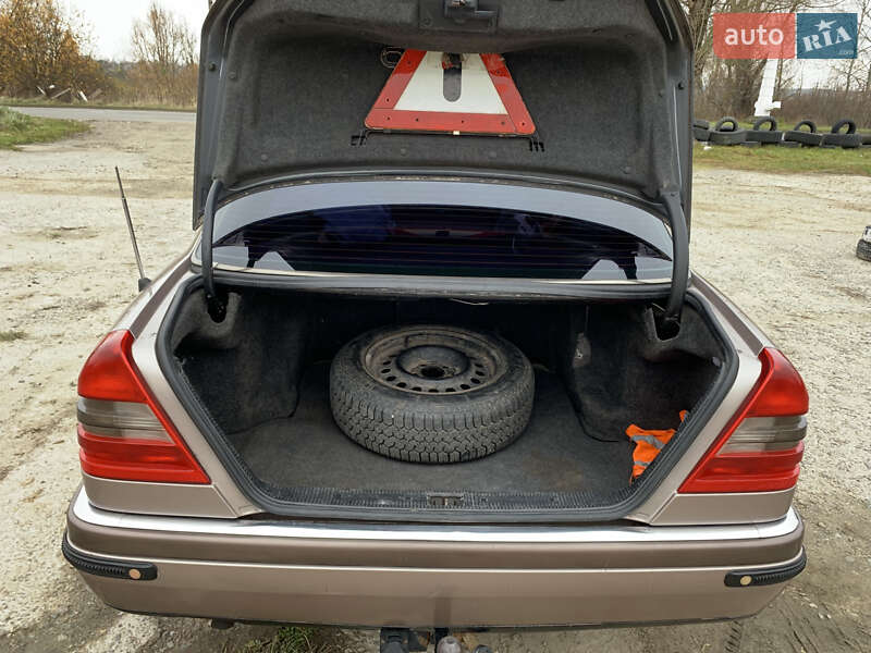 Фото Mercedes-Benz C-Class з оголошення AUTO.RIA