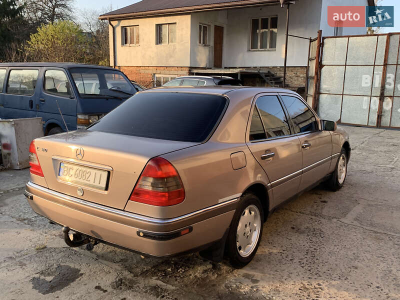 Фото Mercedes-Benz C-Class з оголошення AUTO.RIA