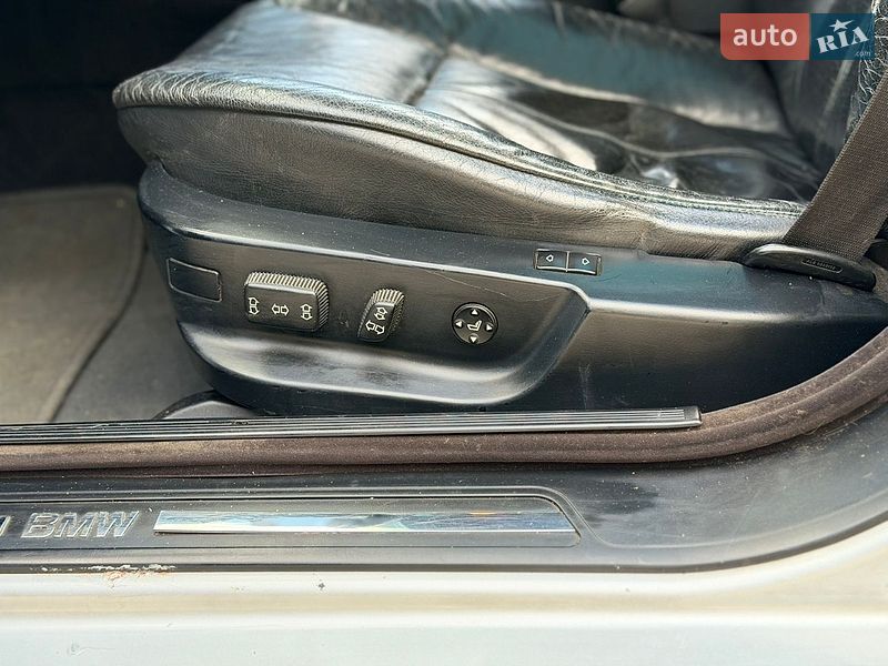 Фото BMW 7 Series з оголошення AUTO.RIA