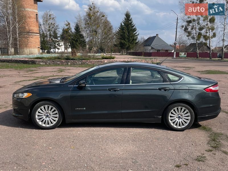Фото Ford Fusion з оголошення AUTO.RIA