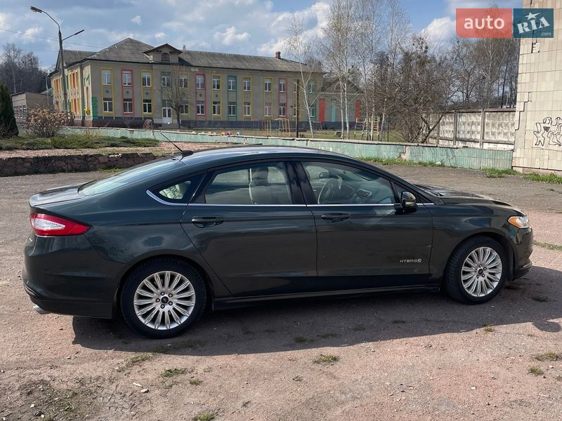 Фото Ford Fusion з оголошення AUTO.RIA