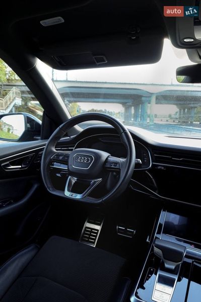 Фото Audi Q8 з оголошення AUTO.RIA