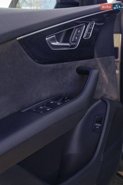Фото Audi Q8 з оголошення AUTO.RIA