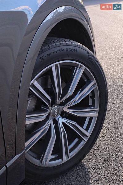 Фото Audi Q8 з оголошення AUTO.RIA