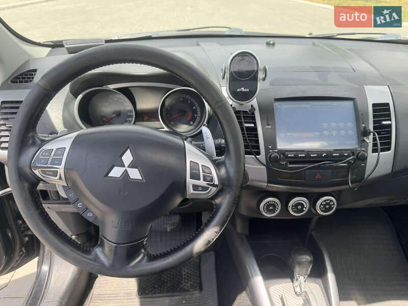 Фото Mitsubishi Outlander з оголошення AUTO.RIA