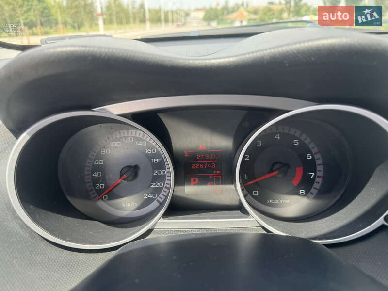 Фото Mitsubishi Outlander з оголошення AUTO.RIA