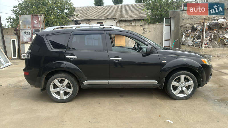 Фото Mitsubishi Outlander з оголошення AUTO.RIA
