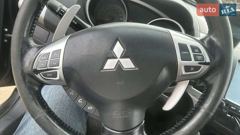 Фото Mitsubishi Outlander з оголошення AUTO.RIA