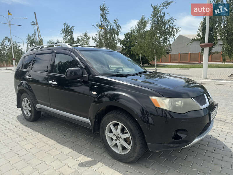 Фото Mitsubishi Outlander з оголошення AUTO.RIA