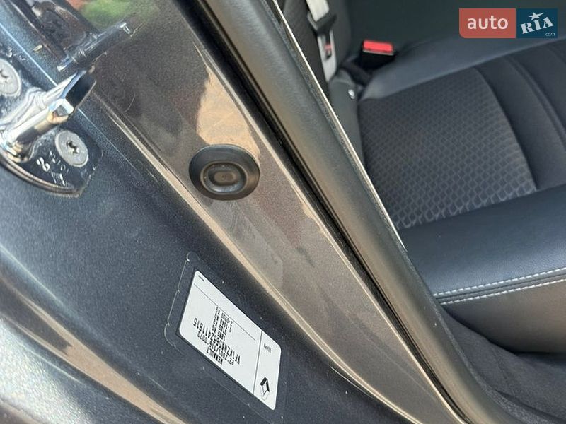 Фото Renault Megane з оголошення AUTO.RIA
