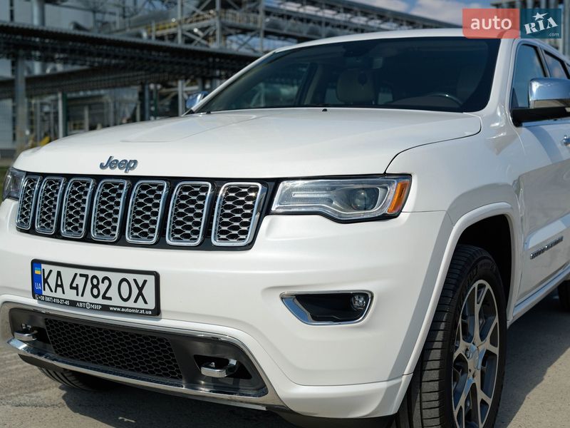 Фото Jeep Grand Cherokee з оголошення AUTO.RIA