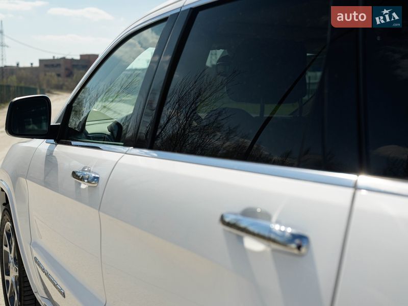 Фото Jeep Grand Cherokee з оголошення AUTO.RIA