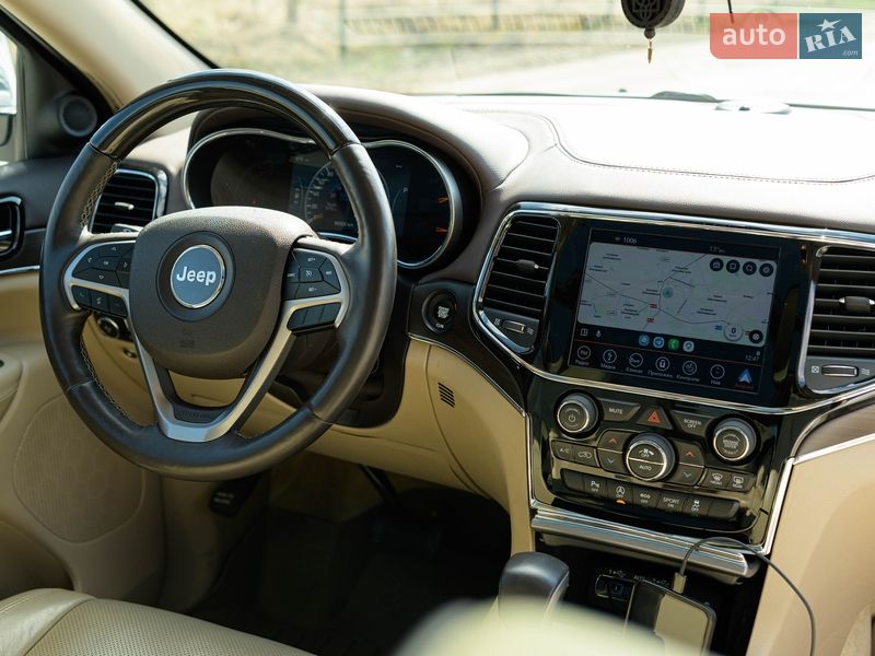 Фото Jeep Grand Cherokee з оголошення AUTO.RIA