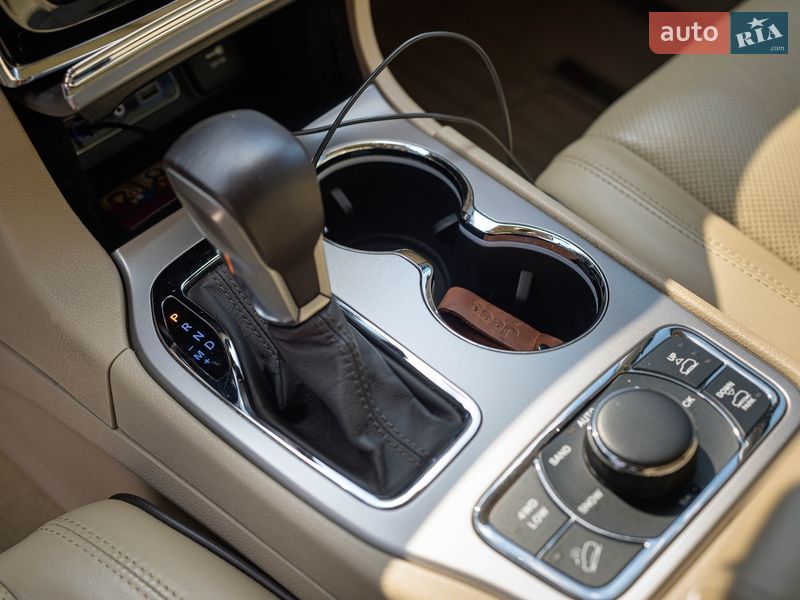 Фото Jeep Grand Cherokee з оголошення AUTO.RIA