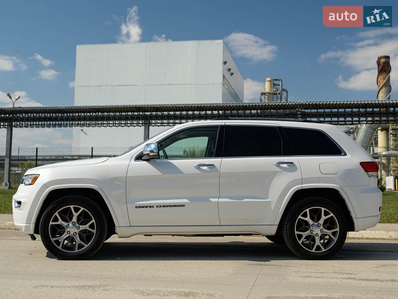 Фото Jeep Grand Cherokee з оголошення AUTO.RIA