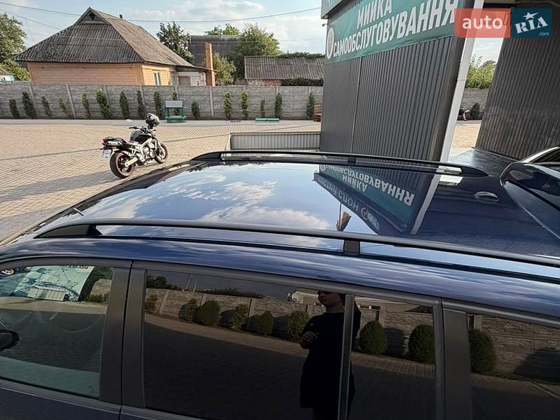 Фото Volkswagen Touran з оголошення AUTO.RIA