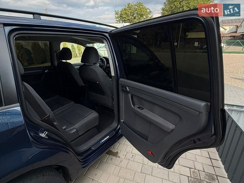 Фото Volkswagen Touran з оголошення AUTO.RIA