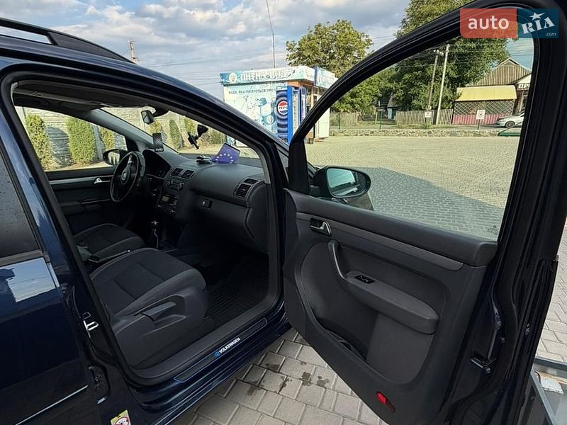 Фото Volkswagen Touran з оголошення AUTO.RIA