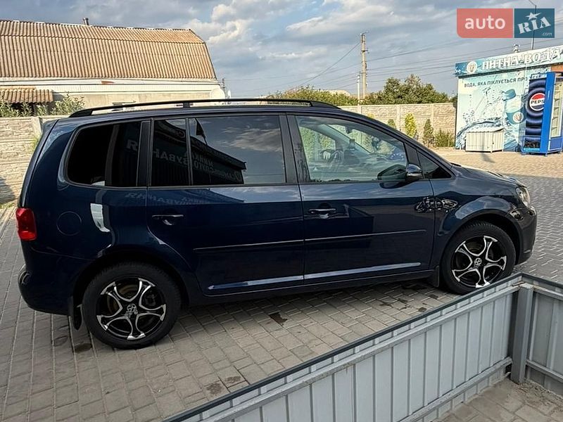 Фото Volkswagen Touran з оголошення AUTO.RIA