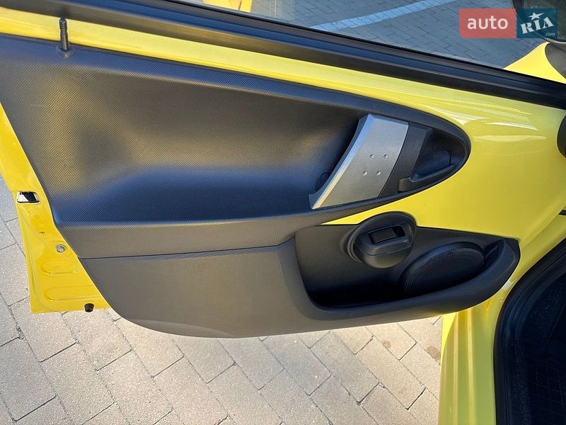 Фото Peugeot 107 з оголошення AUTO.RIA