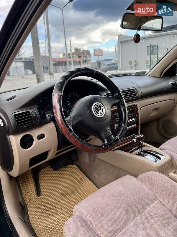 Фото Volkswagen Passat з оголошення AUTO.RIA