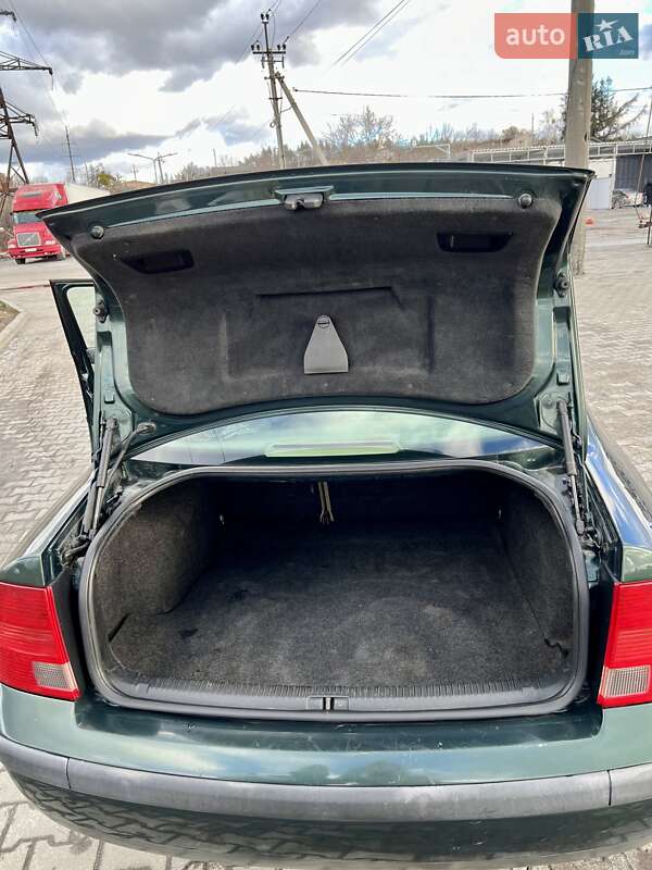 Фото Volkswagen Passat з оголошення AUTO.RIA
