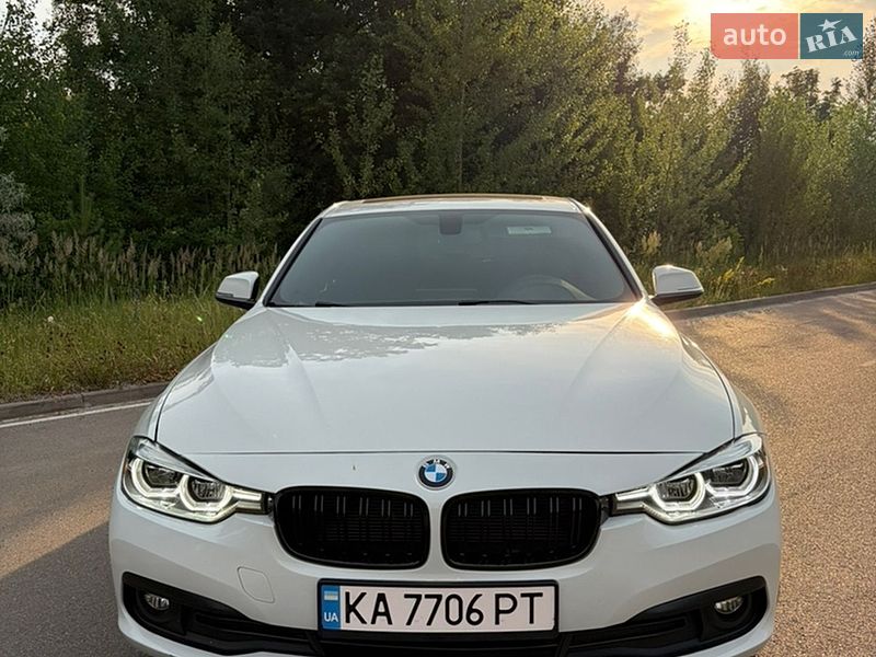 Фото BMW 3 Series з оголошення AUTO.RIA