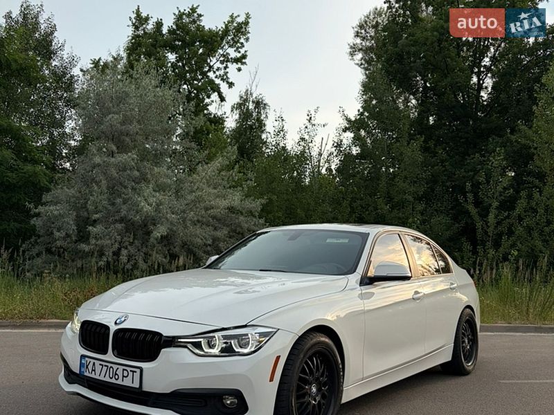Фото BMW 3 Series з оголошення AUTO.RIA