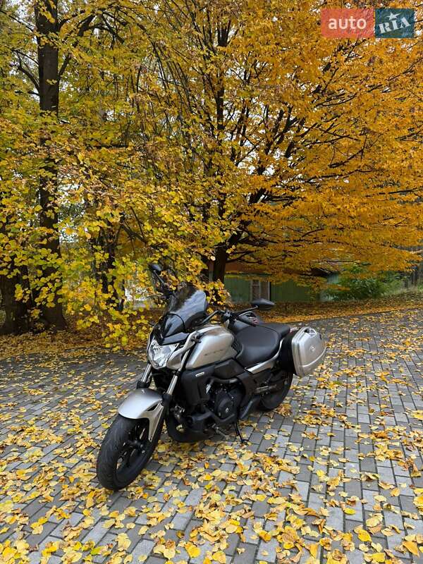 Фото Honda CTX 700N з оголошення AUTO.RIA