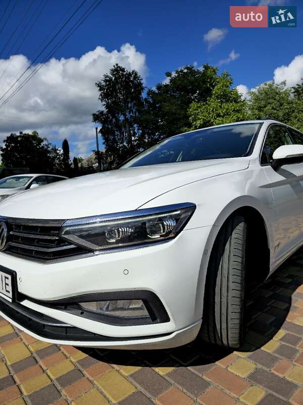 Фото Volkswagen Passat з оголошення AUTO.RIA