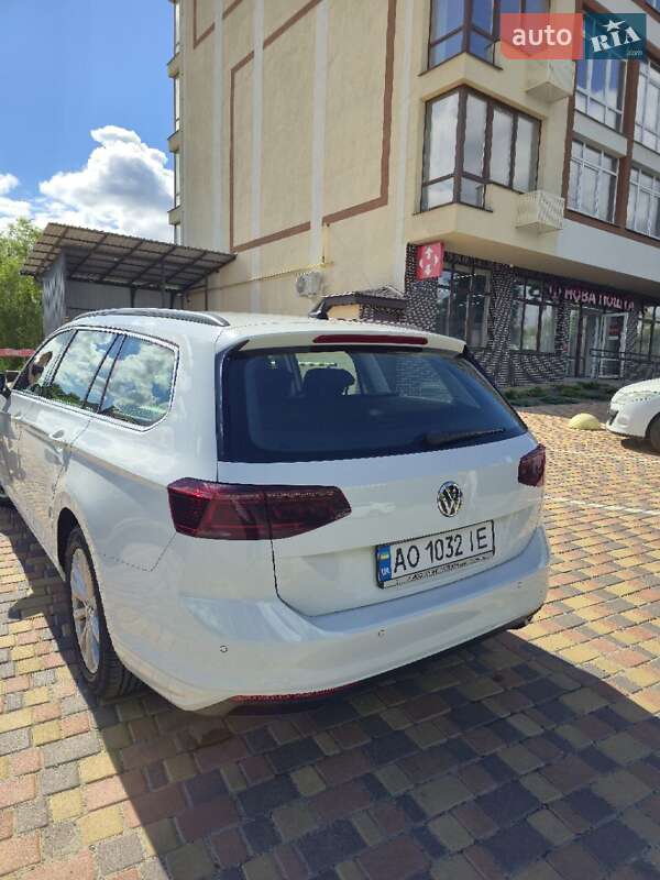Фото Volkswagen Passat з оголошення AUTO.RIA