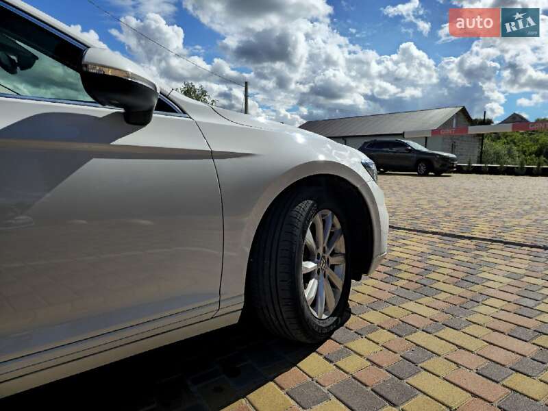 Фото Volkswagen Passat з оголошення AUTO.RIA