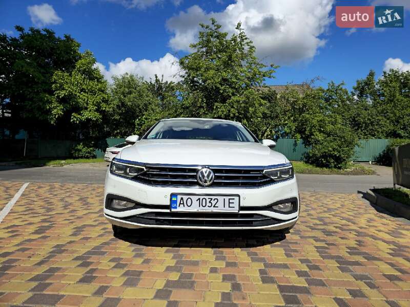Фото Volkswagen Passat з оголошення AUTO.RIA