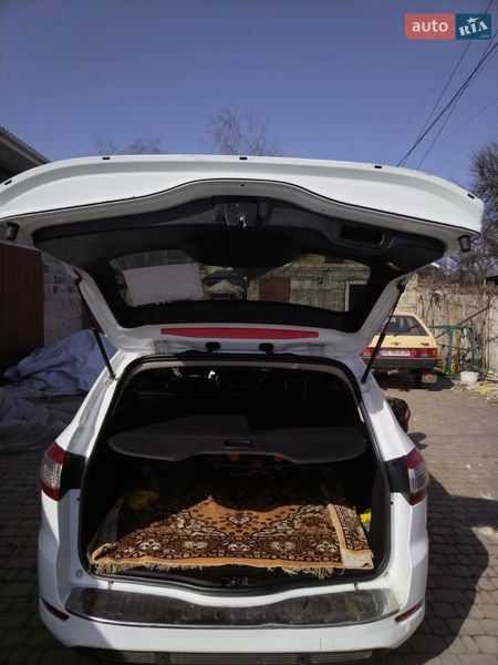 Фото Ford Mondeo з оголошення AUTO.RIA