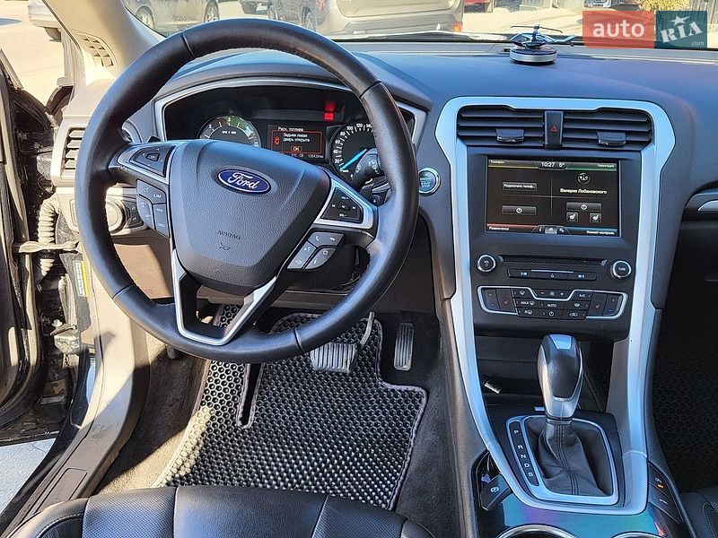 Фото Ford Mondeo з оголошення AUTO.RIA