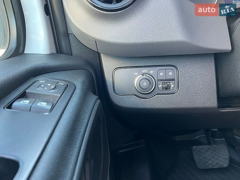 Фото Mercedes-Benz Sprinter з оголошення AUTO.RIA