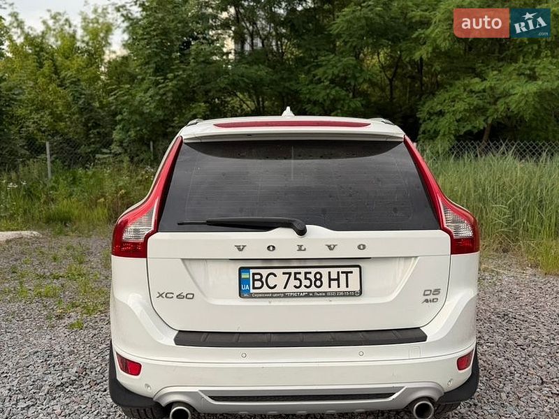 Фото Volvo XC60 з оголошення AUTO.RIA