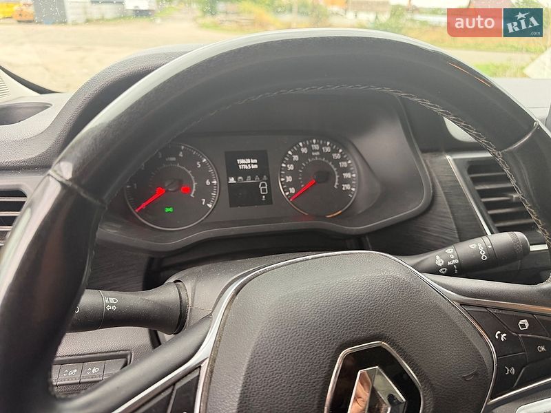 Фото Renault Trafic з оголошення AUTO.RIA