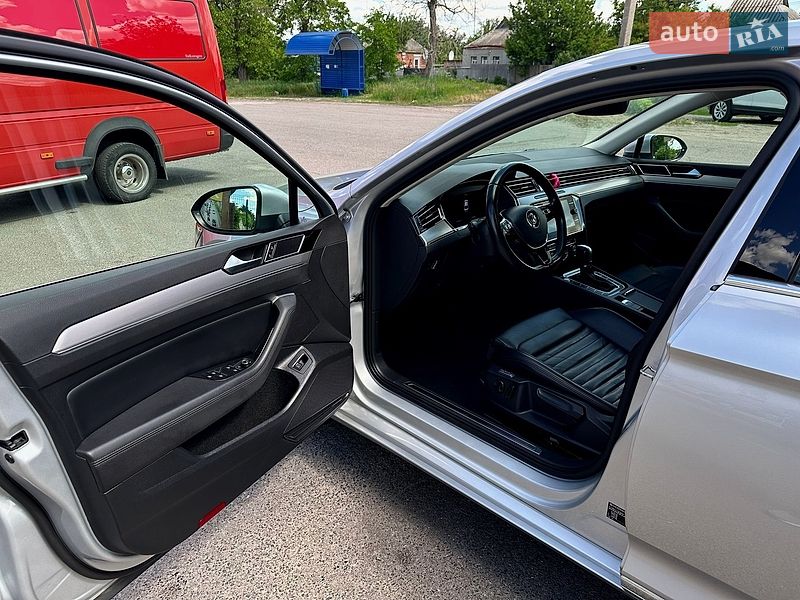 Фото Volkswagen Passat з оголошення AUTO.RIA