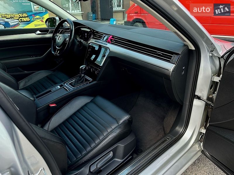 Фото Volkswagen Passat з оголошення AUTO.RIA