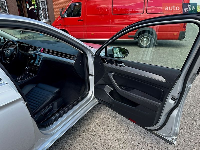 Фото Volkswagen Passat з оголошення AUTO.RIA