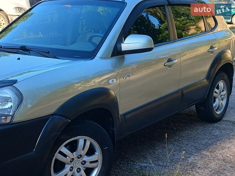Фото Hyundai Tucson з оголошення AUTO.RIA