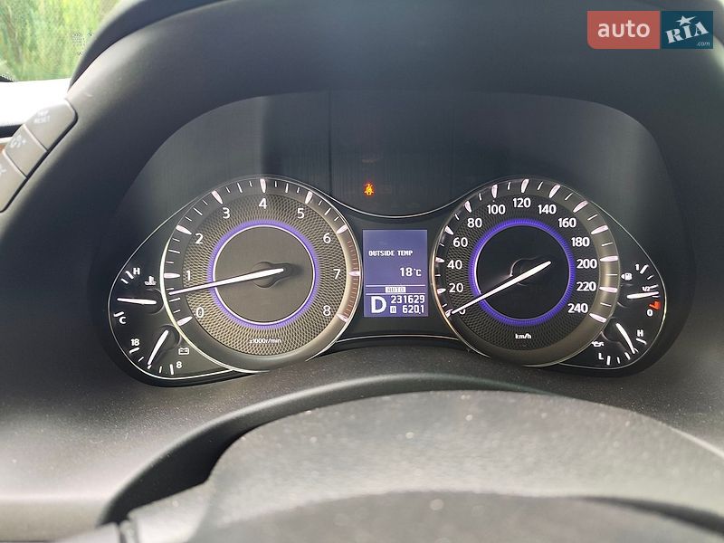 Фото Infiniti QX56 з оголошення AUTO.RIA