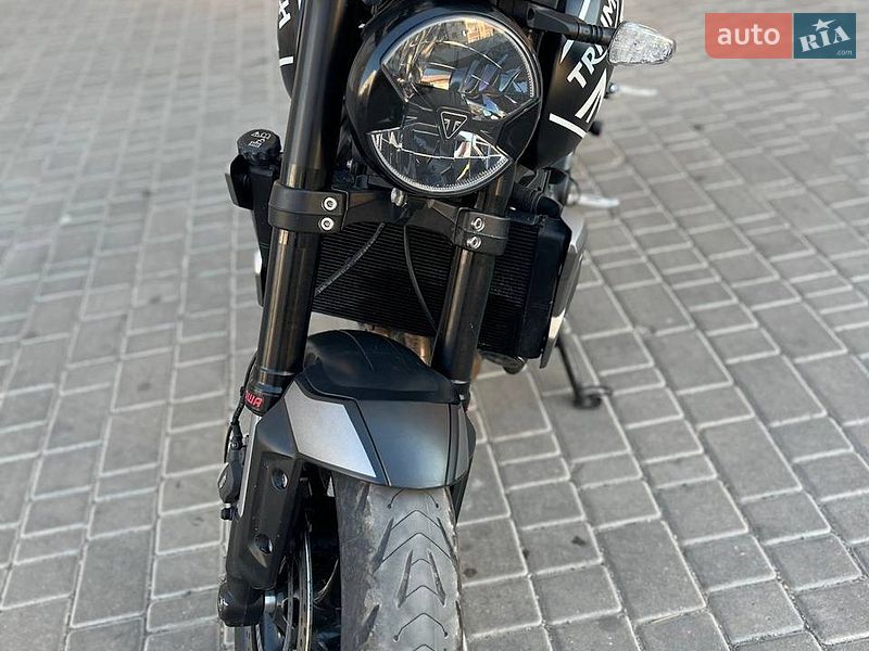 Фото Triumph Trident з оголошення AUTO.RIA