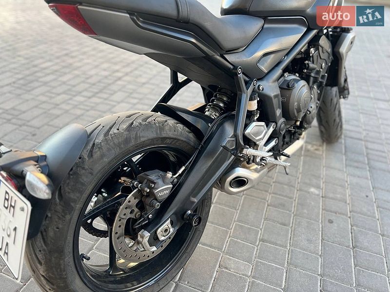 Фото Triumph Trident з оголошення AUTO.RIA